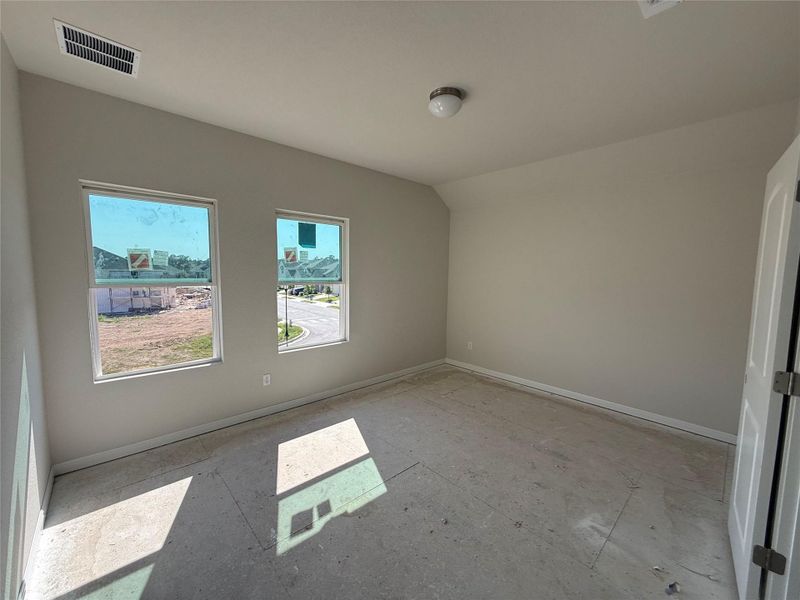 Spacious, unfurnished interior of a new home in The Cottages at La Cima, San Marcos (Image 16). Spacious, unfurnished interior of a new home in The Cottages at La Cima, San Marcos (Image 16).