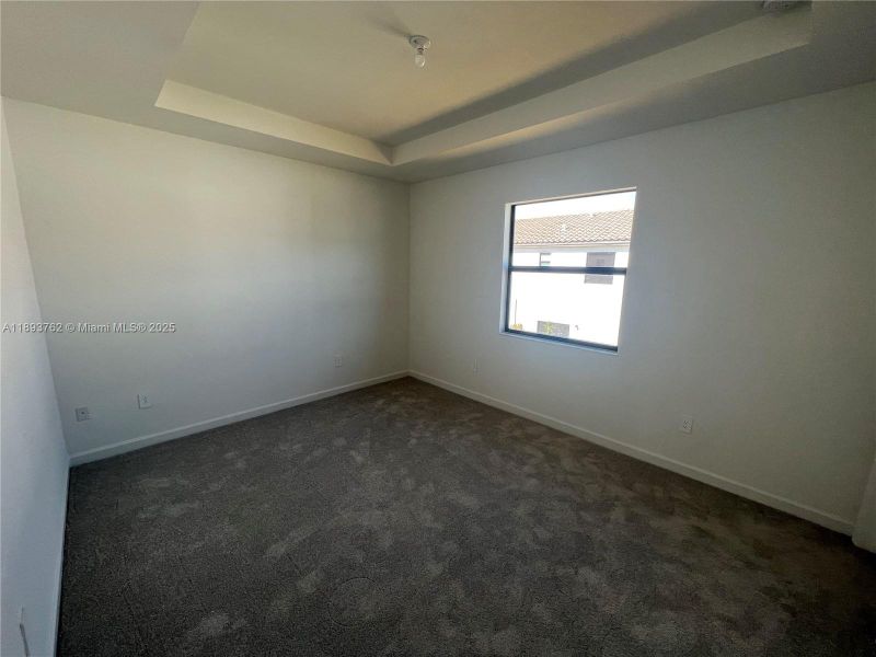 Spacious, unfurnished interior of a new home in , Homestead (Image 25).