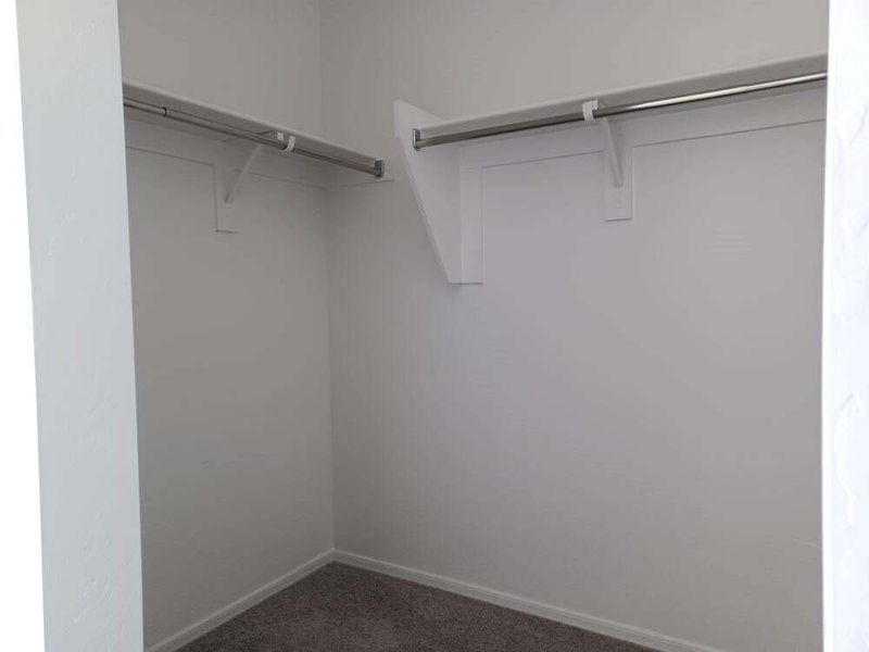 Primary suite walk in closet