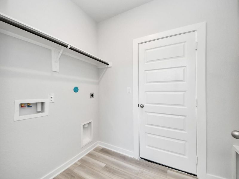 Spacious, unfurnished interior of a new home in Liberty Estates, Cleveland (Image 38).
