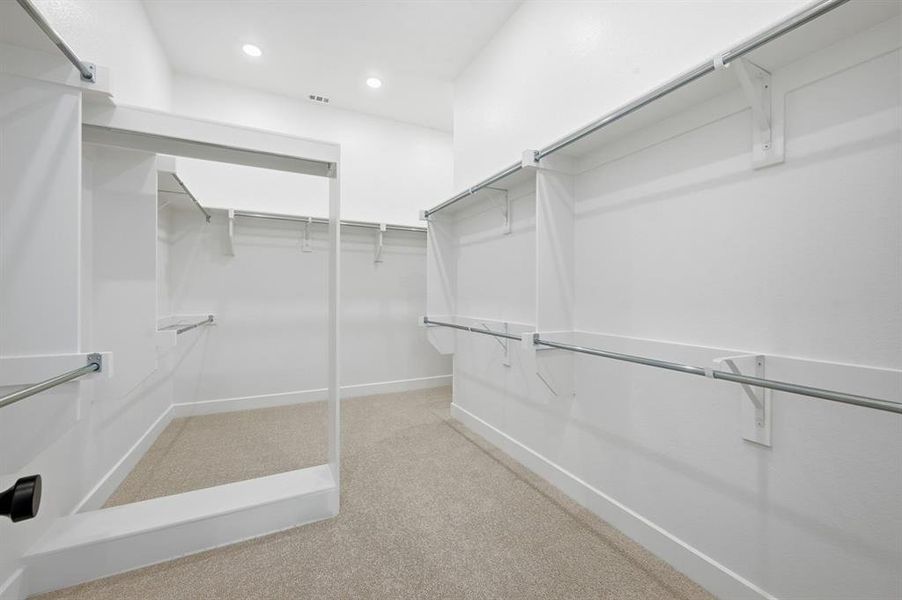 Spacious, unfurnished interior of a new home in Sandbrock Ranch: 70ft. lots, Aubrey (Image 16).