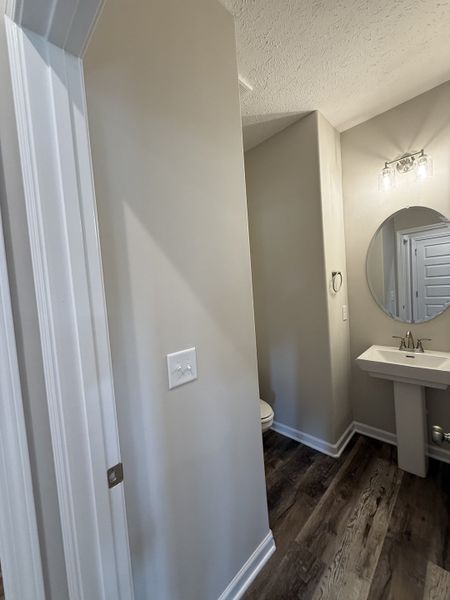 Image 30 of a home in Fox Run. Image 30 of a home in Fox Run.