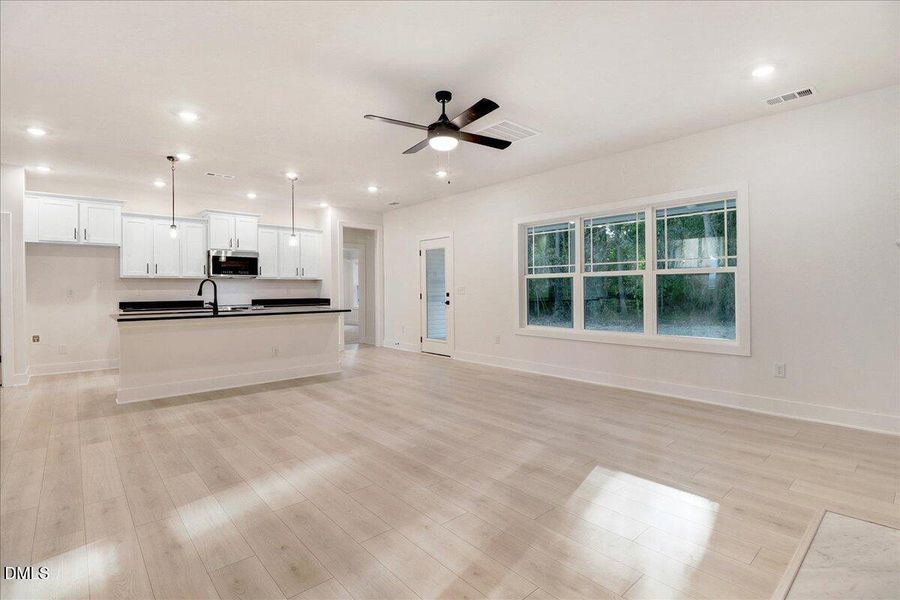 14-105 Oxford Ct-14 14-105 Oxford Ct-14