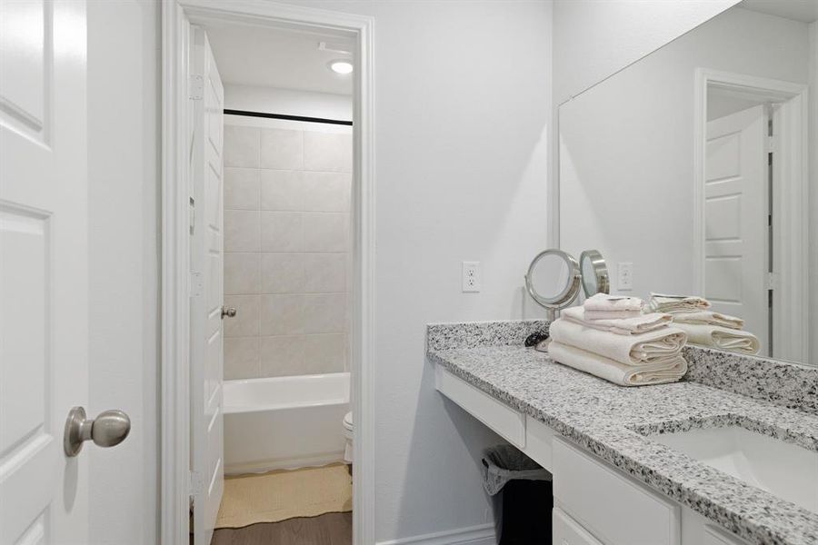 Furnished interior view inside a new home in , Cleburne (Image 14).