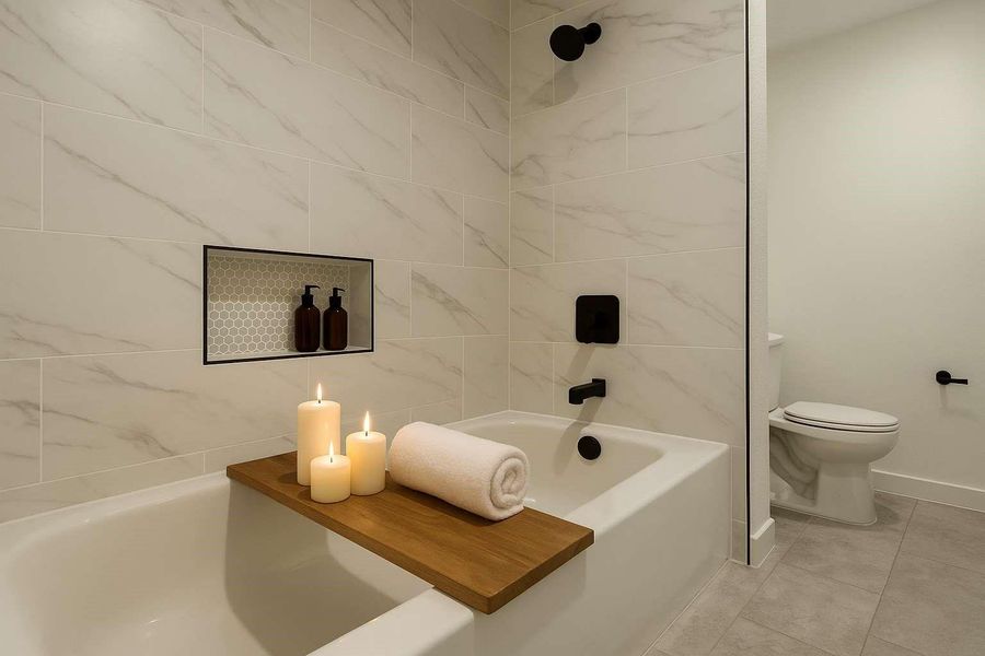 Tub / shower combo.