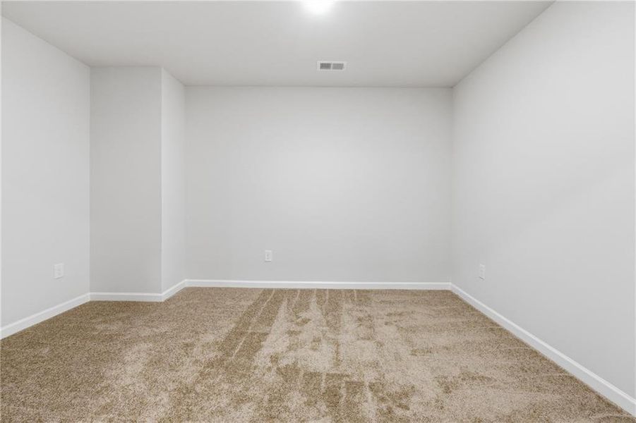 Spacious, unfurnished interior of a new home in Concord Oaks, Powder Springs (Image 15).