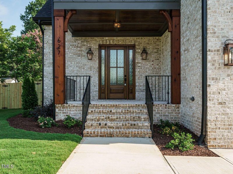 Brick Herringbone Porch w/Gas Lanterns Brick Herringbone Porch w/Gas Lanterns