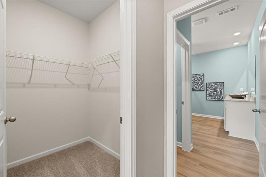 Spacious, unfurnished interior of a new home in Northberry, Rome (Image 21).