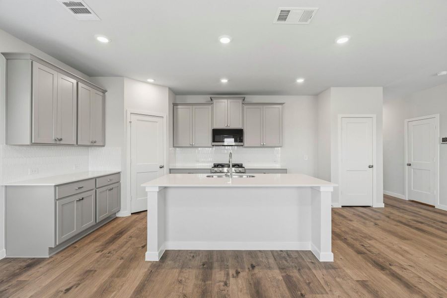 Furnished interior view inside a new home in Katy Reserve, Katy (Image 5).