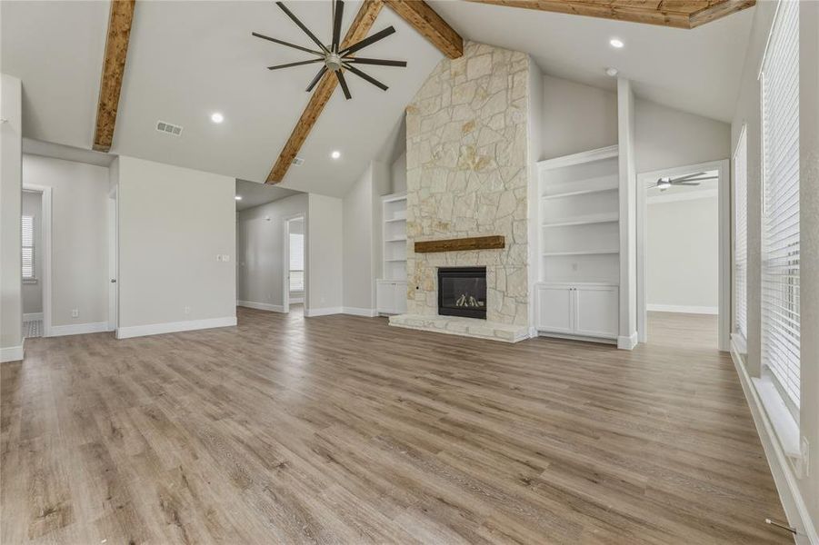 fantastic stone Gas log burning fireplace and lots of side cabinet space fantastic stone Gas log burning fireplace and lots of side cabinet space