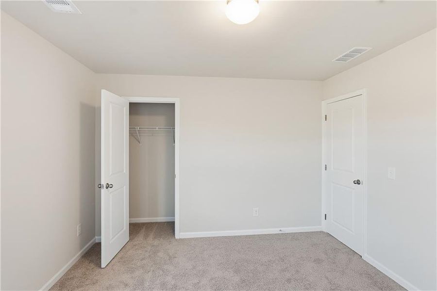 Spacious, unfurnished interior of a new home in Hampton Ridge, Jefferson (Image 19). Spacious, unfurnished interior of a new home in Hampton Ridge, Jefferson (Image 19).