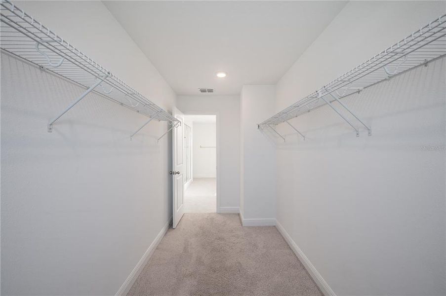 Spacious, unfurnished interior of a new home in , Orlando (Image 49). Spacious, unfurnished interior of a new home in , Orlando (Image 49).