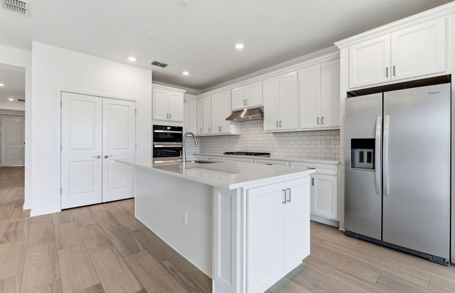 Furnished interior view inside a new home in Riverwood, Zephyrhills (Image 5).