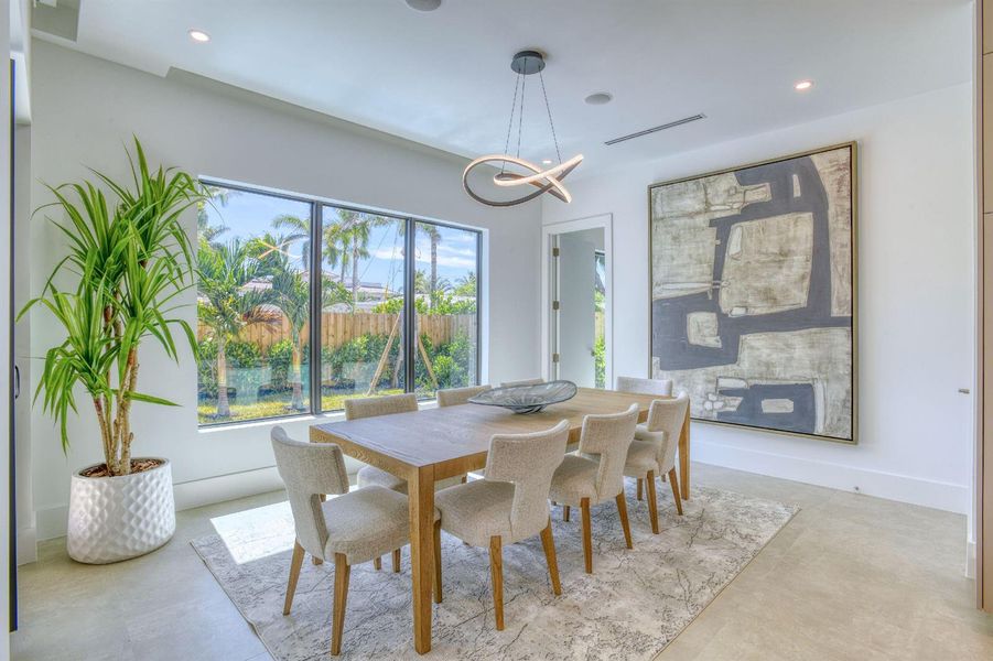 6 Dining Room 1