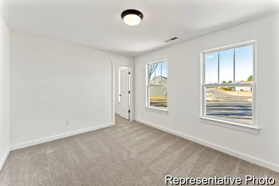 Spacious, unfurnished interior of a new home in Streamside, Red Cross (Image 17).