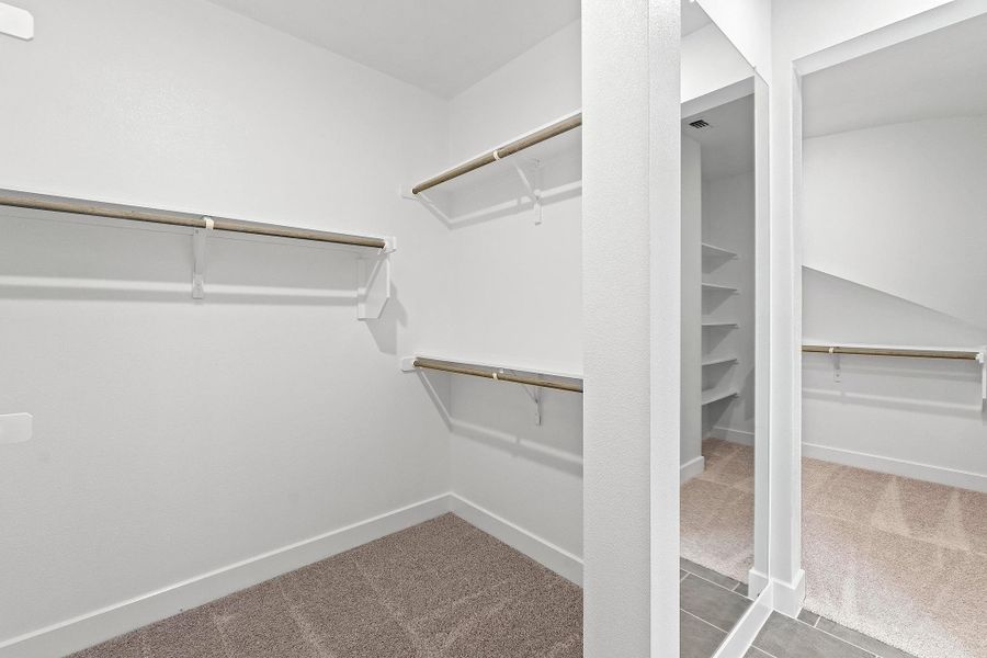 Spacious, unfurnished interior of a new home in Lariat, Liberty Hill (Image 45).