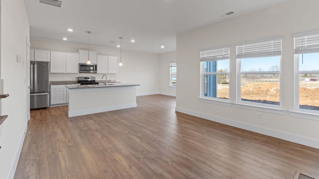 Image 18 of a home in Harbor Crest.