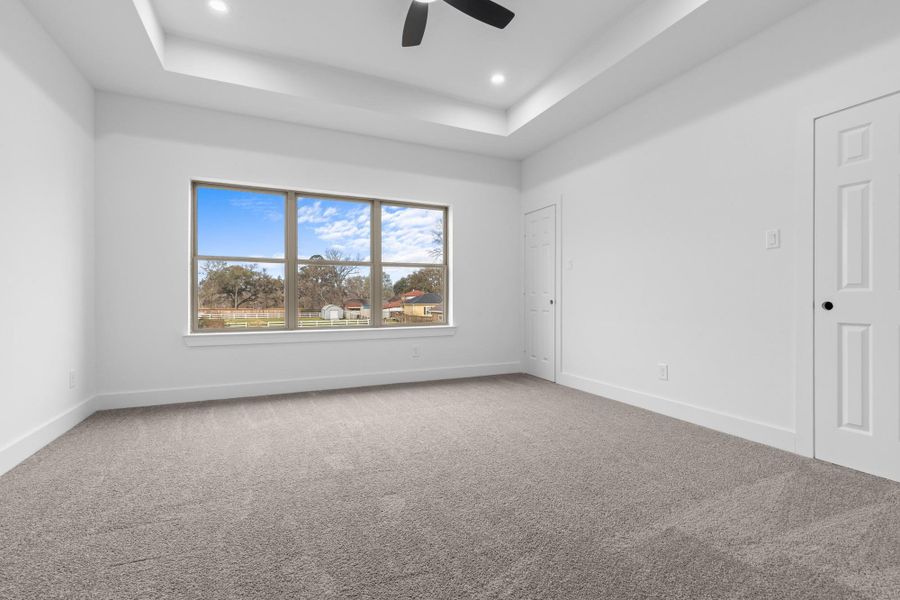 Spacious, unfurnished interior of a new home in , Houston (Image 16).