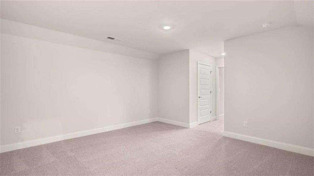 Spacious, unfurnished interior of a new home in Oak Ridge Meadows - Active Adult, Locust Grove (Image 25).
