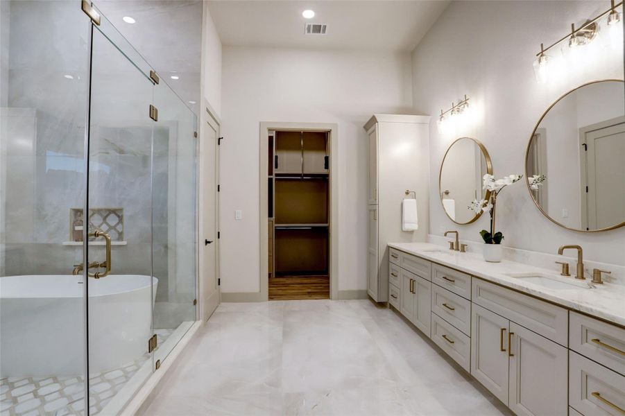 Primary bath with wet room Primary bath with wet room
