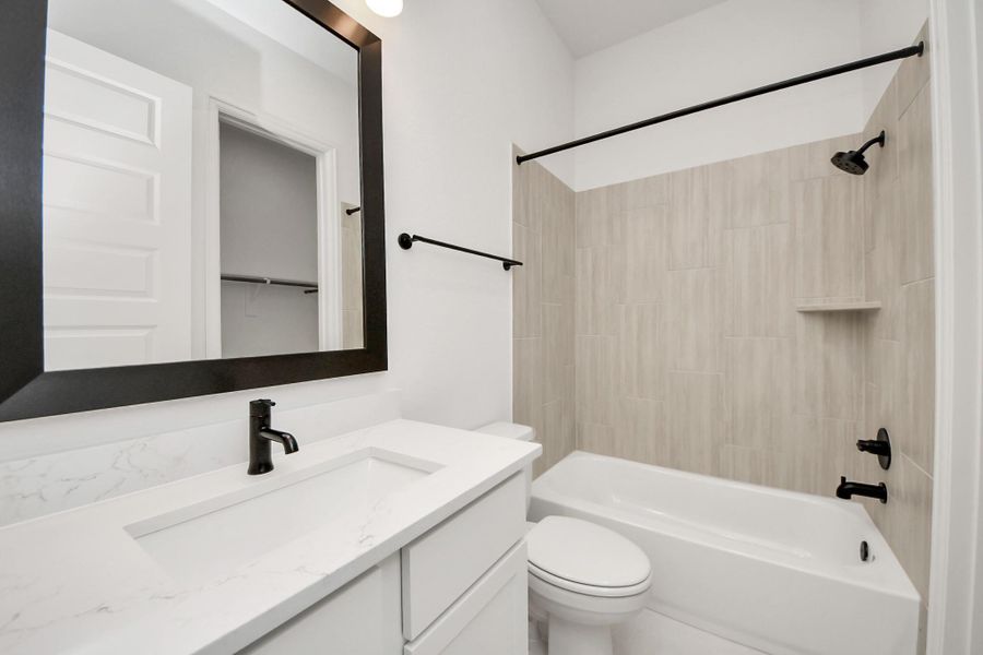 Furnished interior view inside a new home in Candela South, Richmond (Image 14).