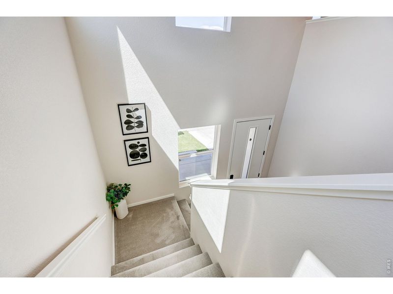 Spacious, unfurnished interior of a new home in , Timnath (Image 20).