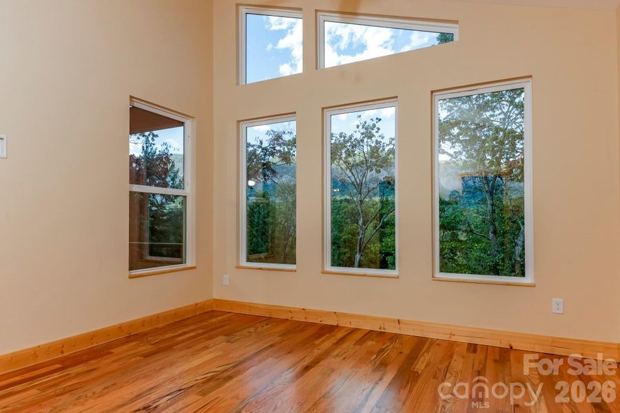 Spacious, unfurnished interior of a new home in , Lake Lure (Image 15).