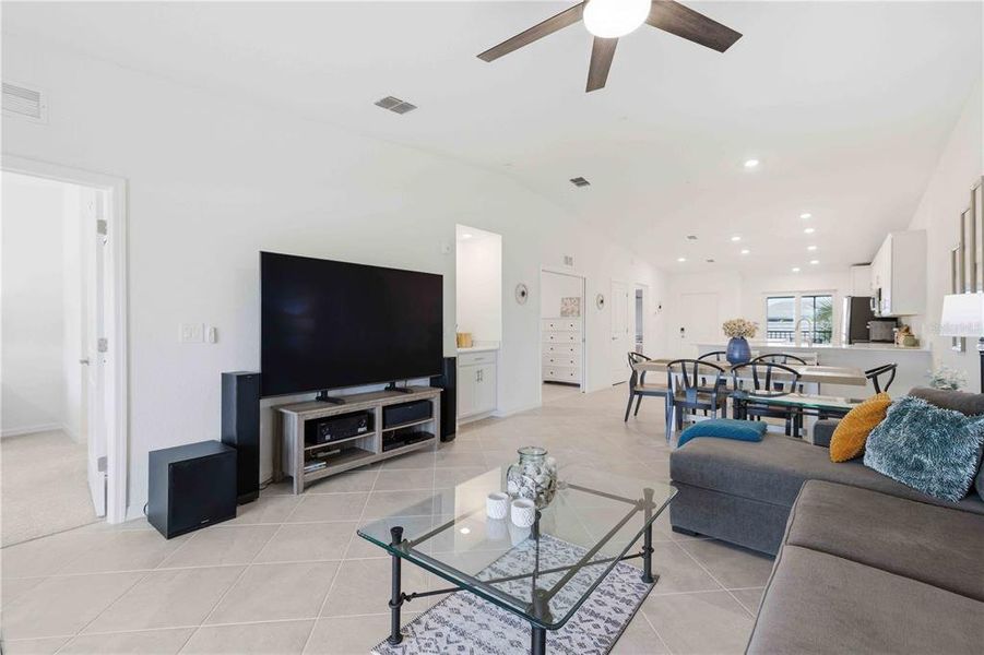 Furnished interior view inside a new home in , Venice (Image 32).