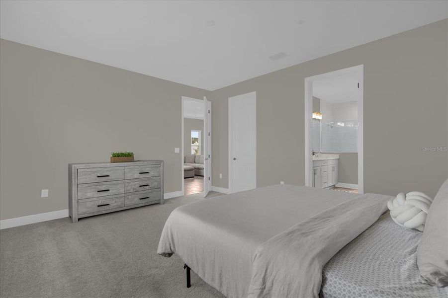 Furnished interior view inside a new home in Canoe Creek, Parrish (Image 16).