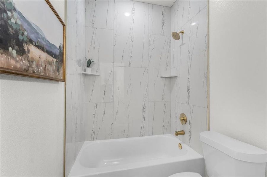 Furnished interior view inside a new home in , Fort Worth (Image 30). Furnished interior view inside a new home in , Fort Worth (Image 30).