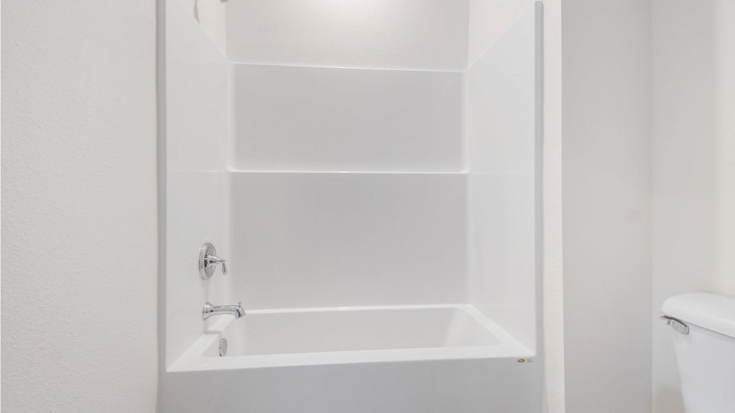 Image 28 of a home in Owl's Head East.