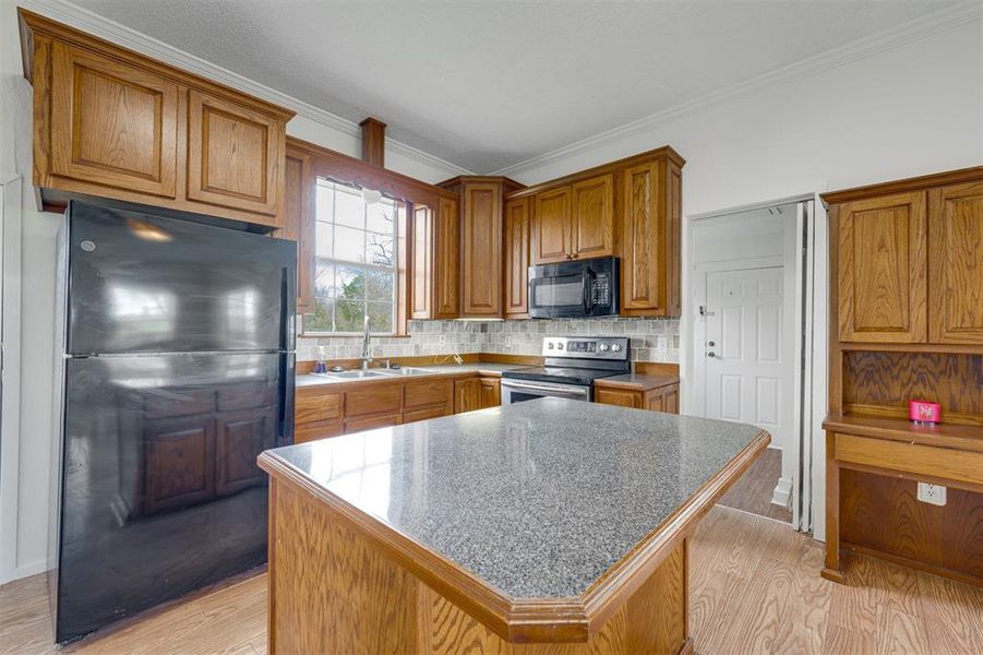 Furnished interior view inside a new home in , Clarksville (Image 6).