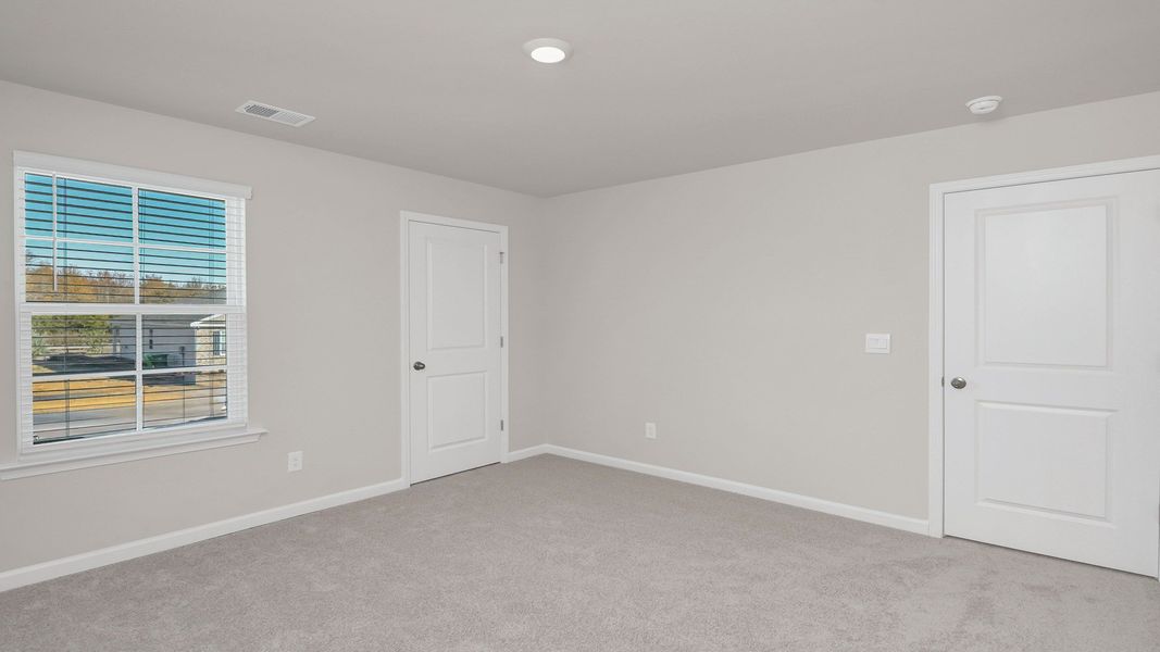Spacious, unfurnished interior of a new home in Hunter's Branch, Hopkins (Image 31).