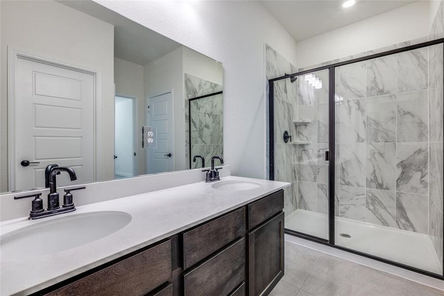 Furnished interior view inside a new home in Eagle Creek, Denton (Image 7).