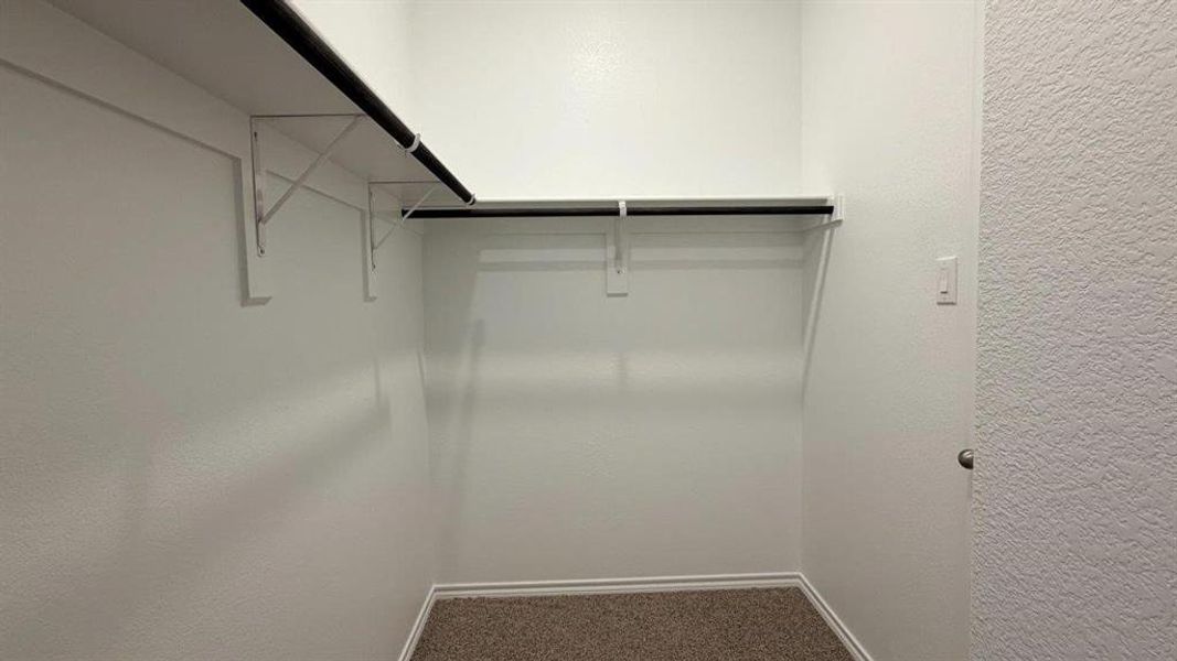 Spacious, unfurnished interior of a new home in Lankford Farms, Cleburne (Image 10).