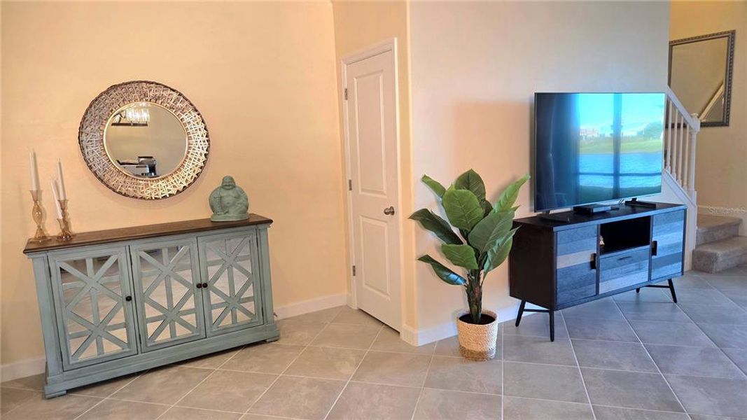 Furnished interior view inside a new home in , Bradenton (Image 6).