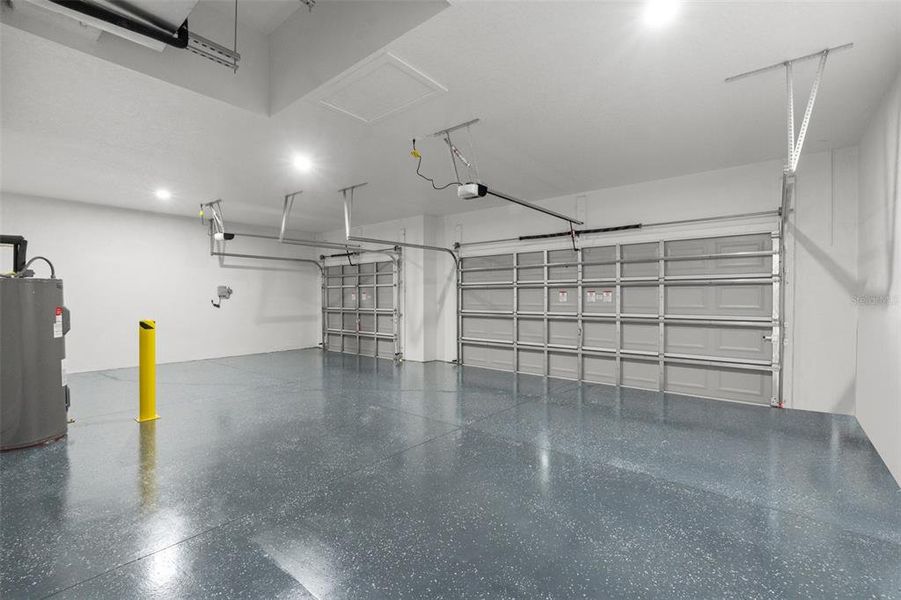 Spacious, unfurnished interior of a new home in , Spring Hill (Image 35).