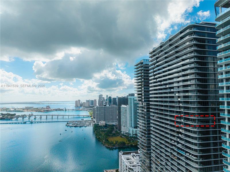 Condo located in Miami, FL showcasing its design and architecture (Image 24). Condo located in Miami, FL showcasing its design and architecture (Image 24).