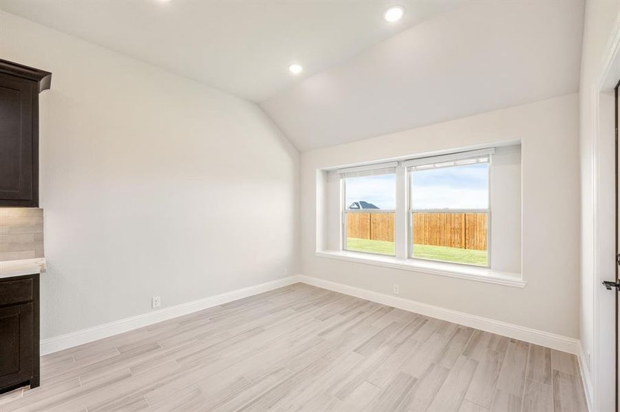 Spacious, unfurnished interior of a new home in Villages of Walnut Grove, Midlothian (Image 34). Spacious, unfurnished interior of a new home in Villages of Walnut Grove, Midlothian (Image 34).
