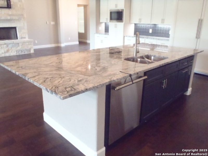 Furnished interior view inside a new home in , New Braunfels (Image 27). Furnished interior view inside a new home in , New Braunfels (Image 27).