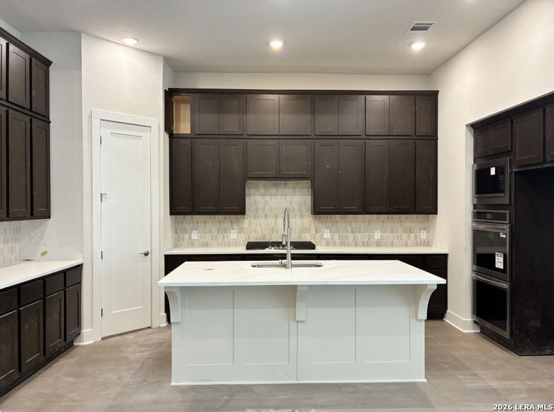 Furnished interior view inside a new home in The Ranches at Creekside, Boerne (Image 4). Furnished interior view inside a new home in The Ranches at Creekside, Boerne (Image 4).