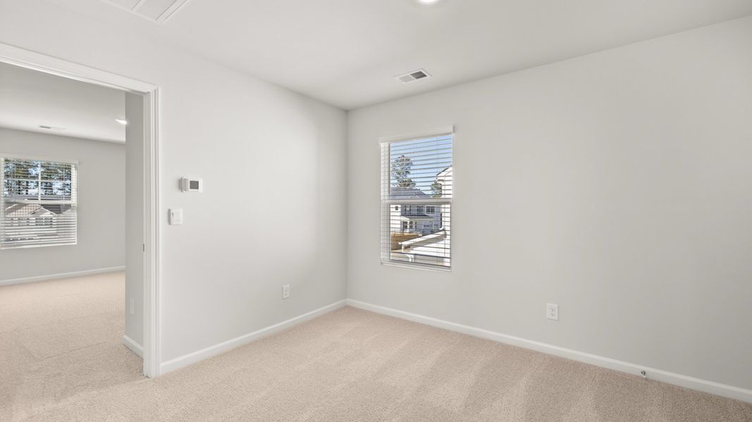 Spacious, unfurnished interior of a new home in Wrenfield at Chanticleer, North Augusta (Image 20).