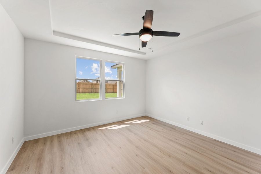 Spacious, unfurnished interior of a new home in Veranda Designer, San Antonio (Image 22).