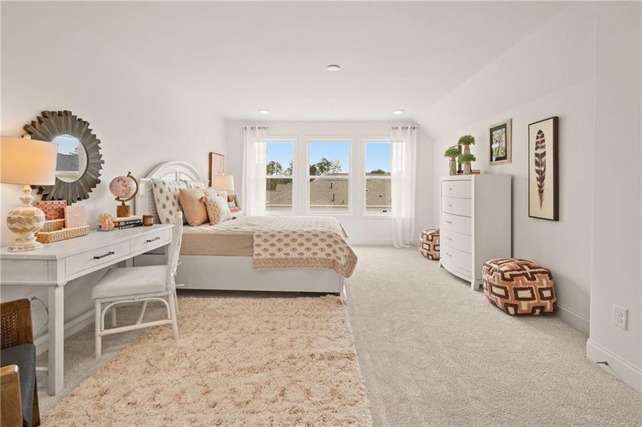Furnished interior view inside a new home in Echols Farm, Hiram (Image 13).