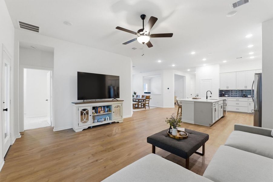 Furnished interior view inside a new home in , Magnolia (Image 7).