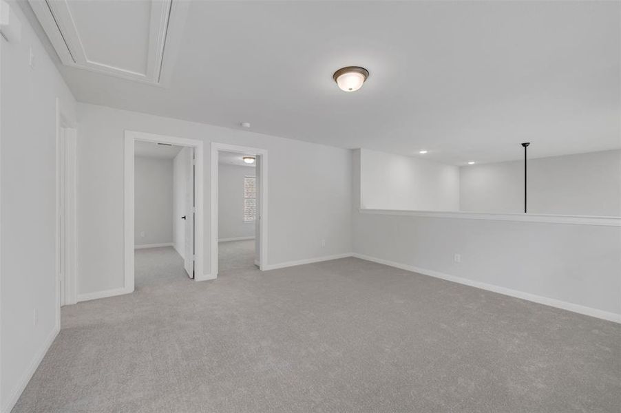 Spacious, unfurnished interior of a new home in Creekshaw – Gardens, Royse City (Image 22).