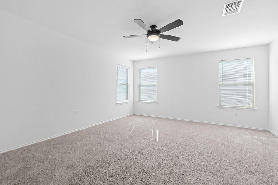 Spacious, unfurnished interior of a new home in EastVillage - Heritage Collection, Manor (Image 28). Spacious, unfurnished interior of a new home in EastVillage - Heritage Collection, Manor (Image 28).