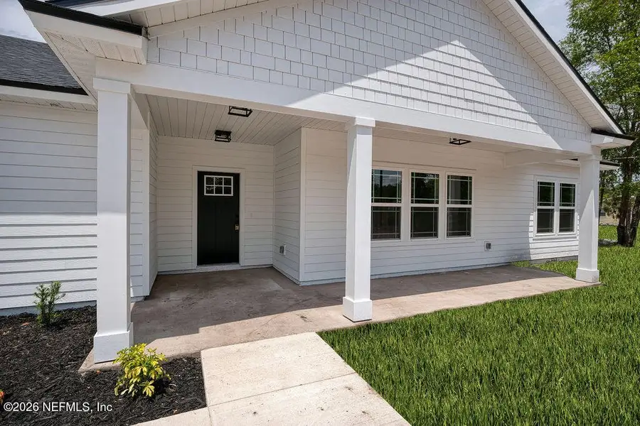 Exterior details and patio area of a home in , Middleburg (Image 19).