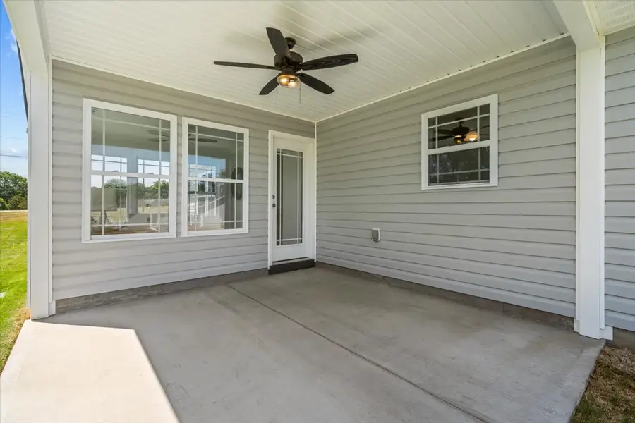 Representative exterior details of a home built from the Fernwood by Enchanted Homes in Guadalupe Heights, Seguin (Image 4).