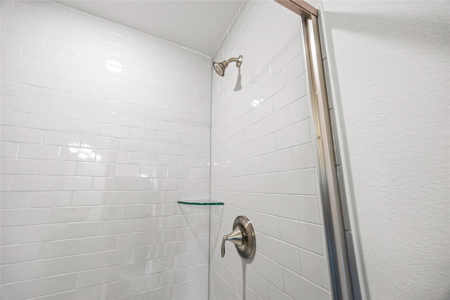 Image 5 of a home in Grand Oaks Reserve. Image 5 of a home in Grand Oaks Reserve.